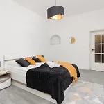 Metro Plac Wilsona Cozy By Renters