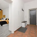 Διαμέρισμα Metro Plac Wilsona Cozy By Renters *