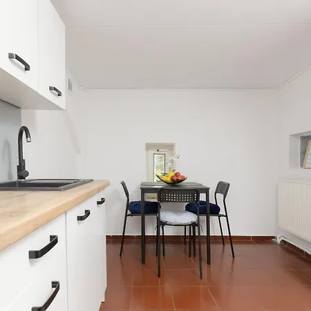 Metro Plac Wilsona Cozy By Renters Varsóvia