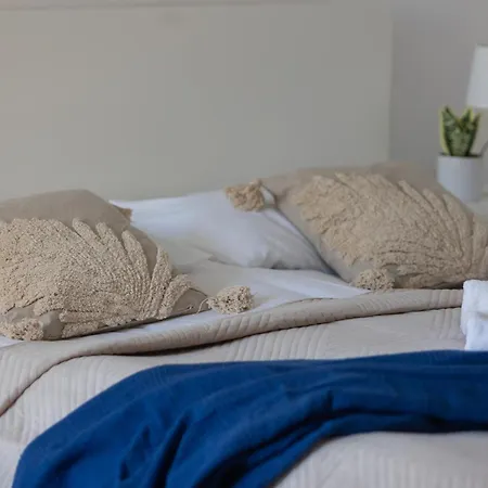 Metro Plac Wilsona Cozy By Renters ワルシャワ