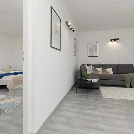 Apartment Metro Plac Wilsona Cozy By Renters Warsaw