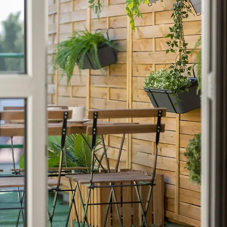 Metro Plac Wilsona Cozy By Renters Daire Varşova